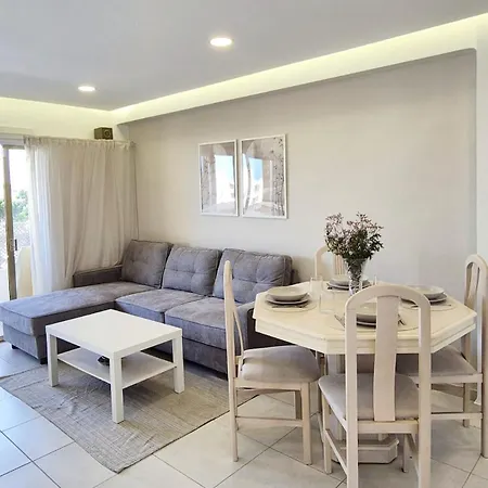 Sunstay - Cozy In Torremolinos